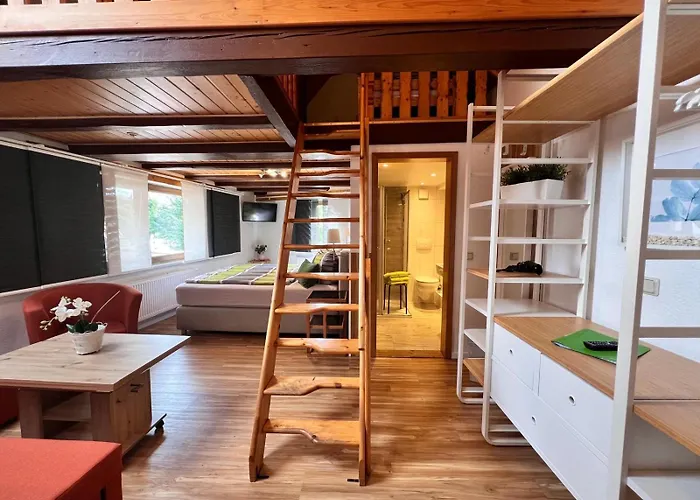 بيت ضيافة Und Ferienhaeuser 